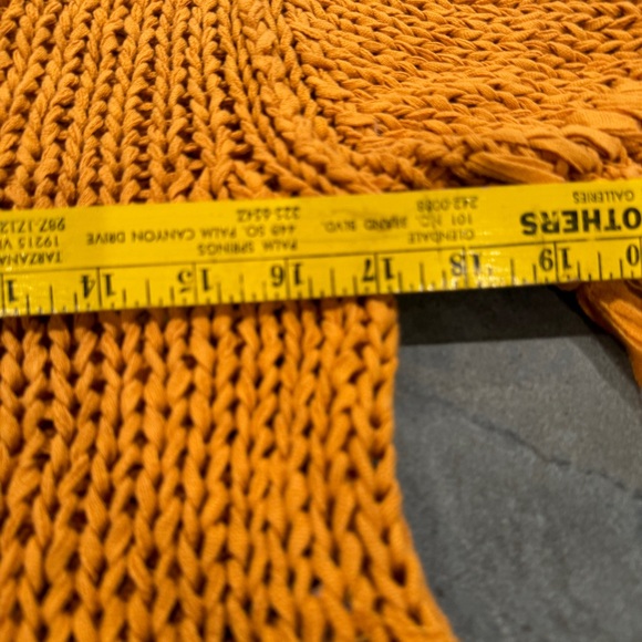 Free People On the Fringe Pullover YELLOW sweater knit cropped top crochet XS - Picture 11 of 12